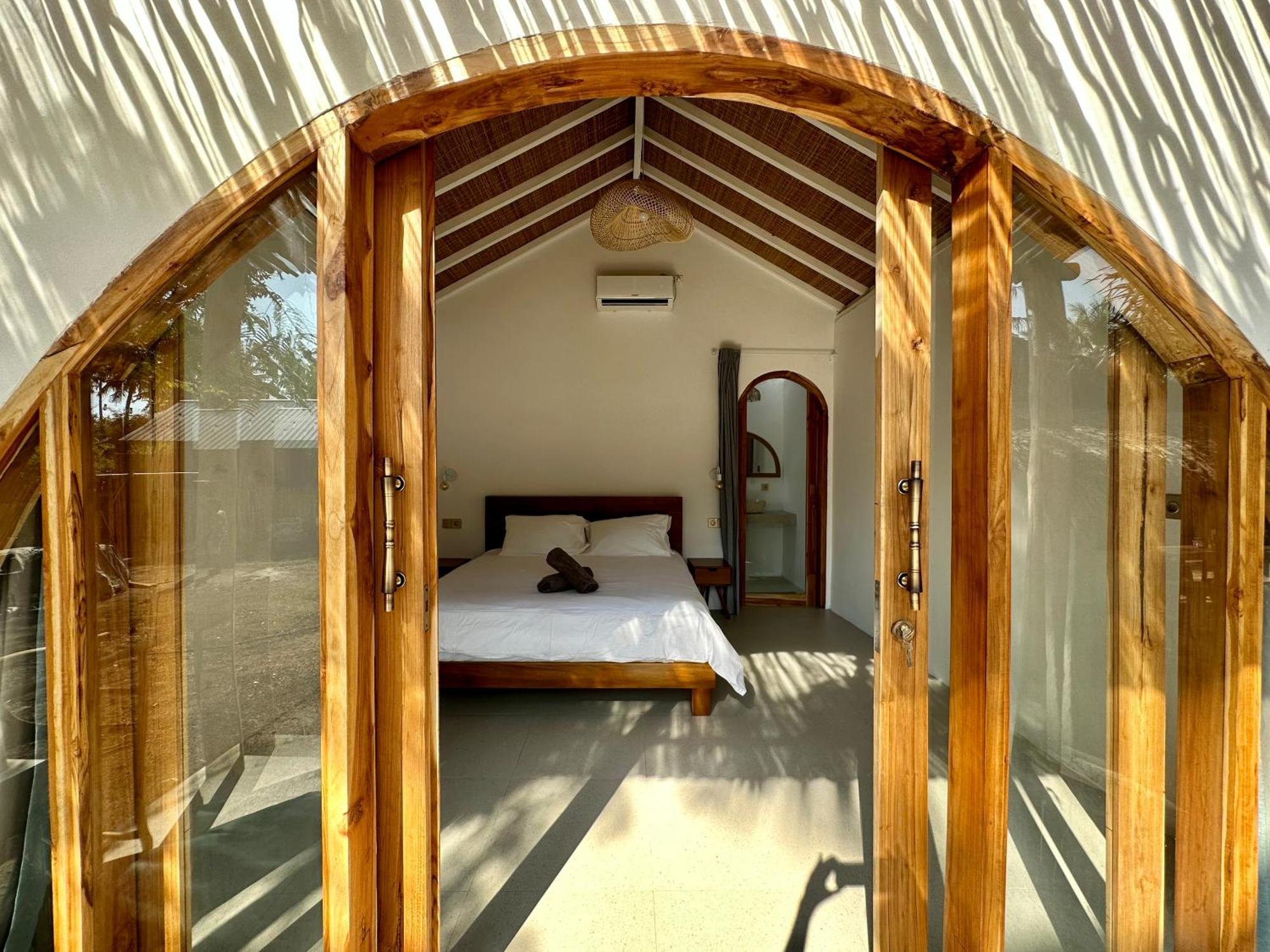 Rumah Canaria Bungalow Gili Trawangan Dış mekan fotoğraf